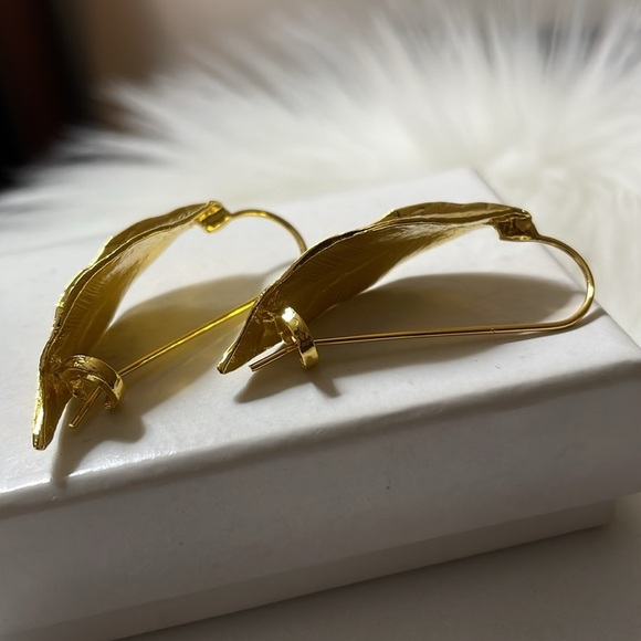 Zara Gold Textured Leaf Earrings - Picture 6 of 12